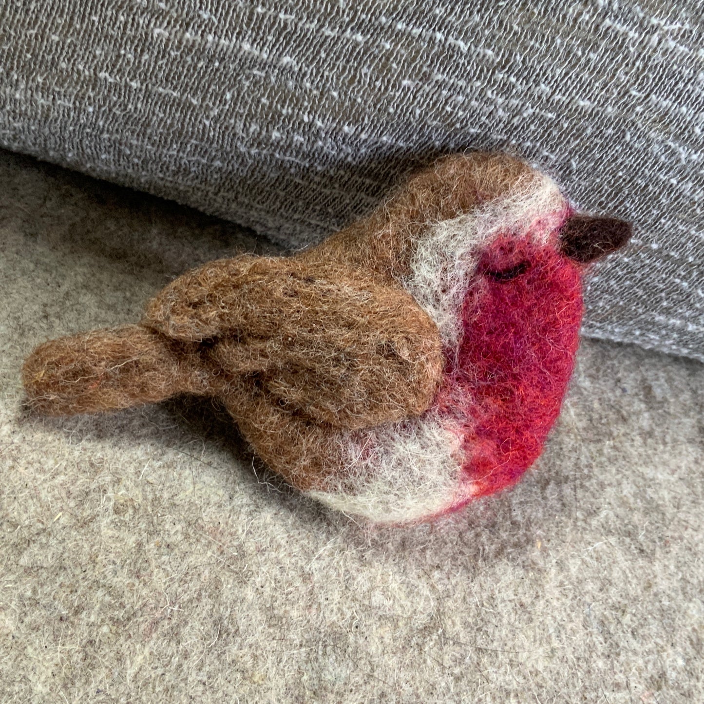 Needle Felting Template - SMALLER ROBIN or GENERAL BIRD